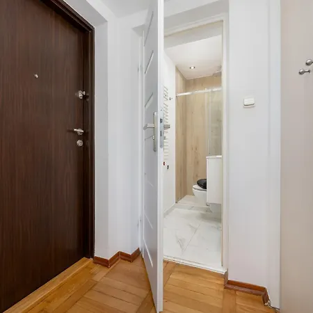 J&w Solidarnosci Apartment *