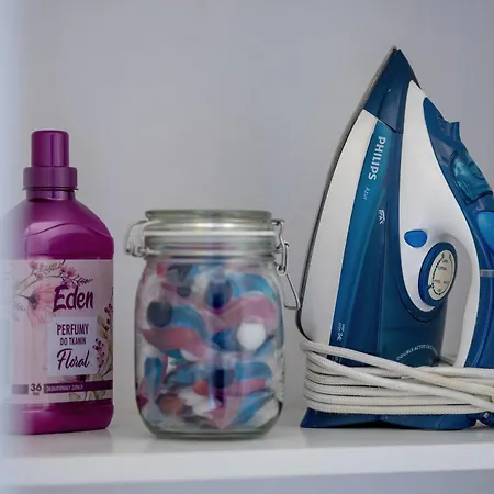 J&w Solidarnosci Апартаменты *