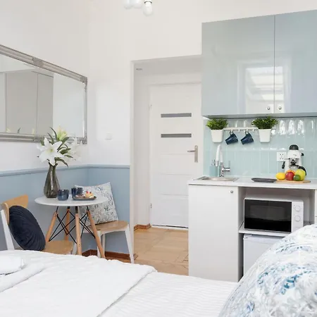 J&w Solidarnosci Апартаменты